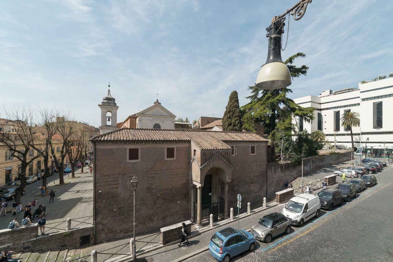 Colosseo & San Clemente Cozy Flat Рим Экстерьер фото